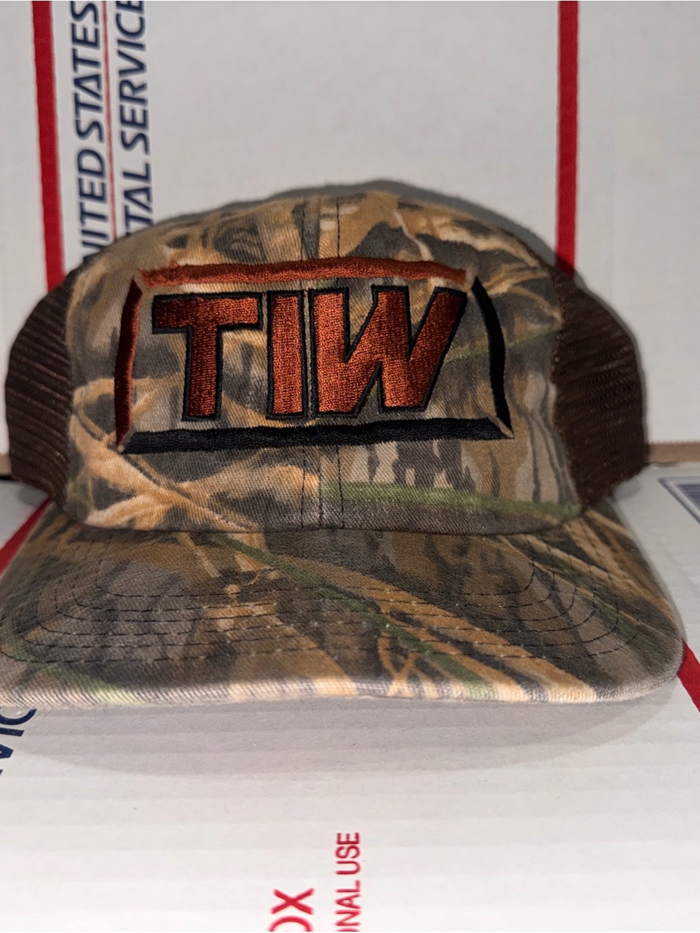 TIW corporation gas ⛽️ oil grass Camo camouflage Trucker Hat vintage USA 🇺🇸 cap